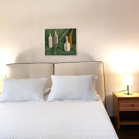 The Spacious Comfy In The Heart Of Blloku Apartment