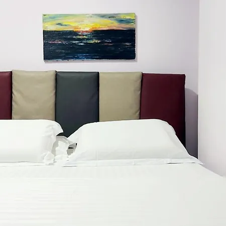 Lägenhet The Spacious Comfy In The Heart Of Blloku