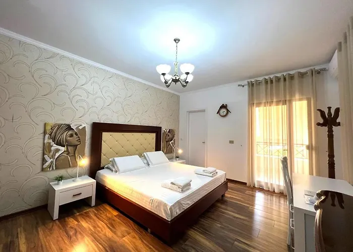 The Spacious Comfy In The Heart Of Blloku * Τίρανα